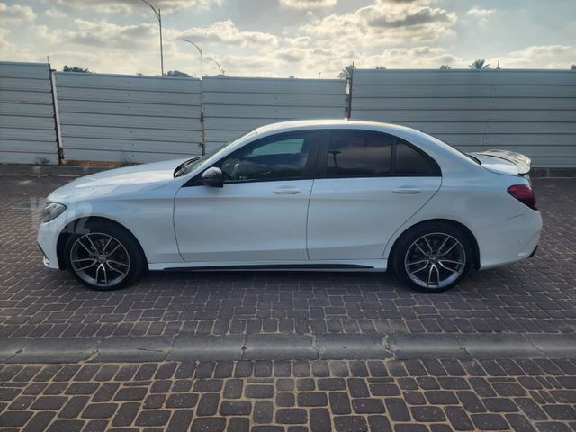 מרצדס-בנץ C-class