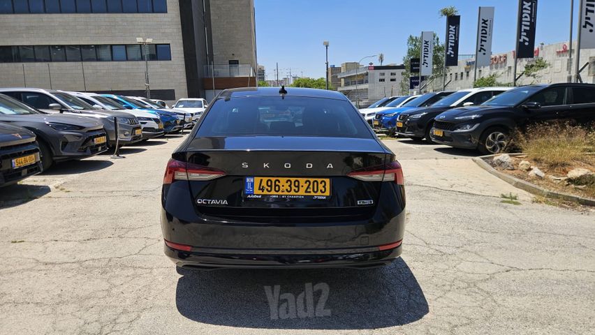 סקודה אוקטביה
