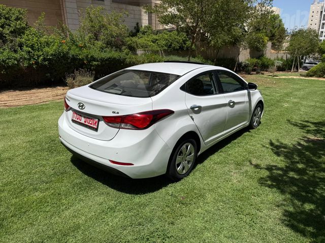 יונדאי I35
