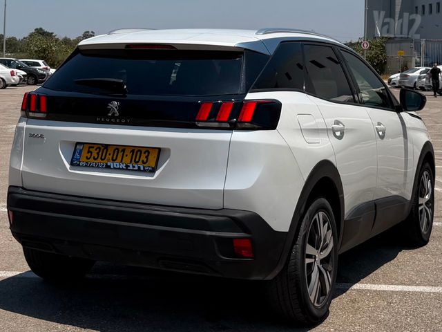 פיג'ו 3008