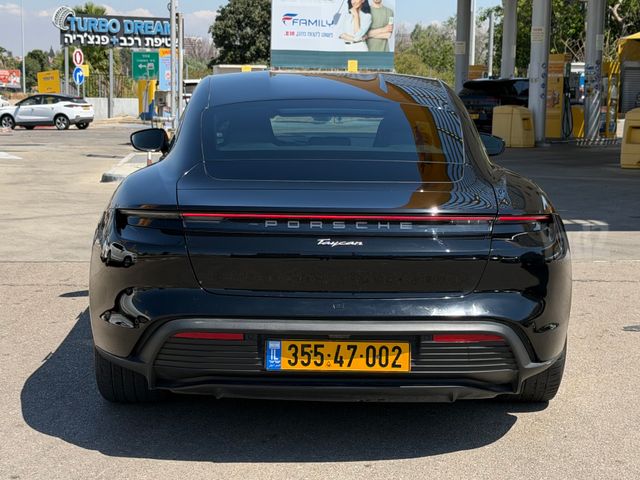 פורשה טייקן