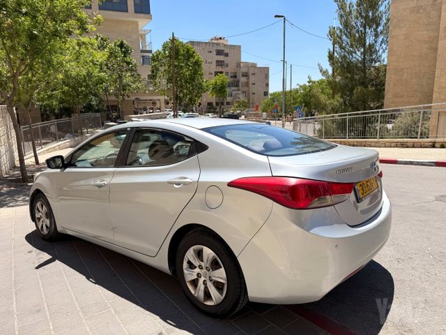 יונדאי I35