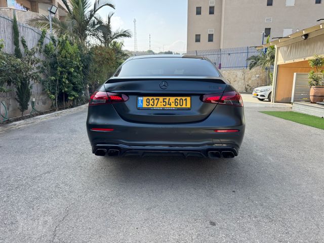 מרצדס-בנץ E-class