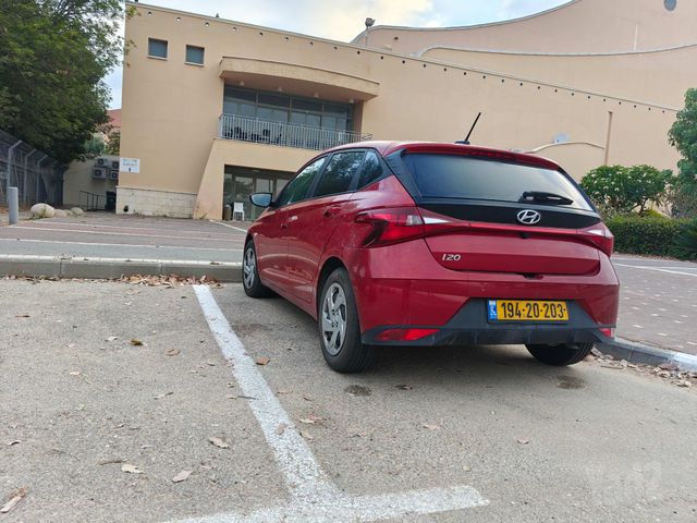 יונדאי i20