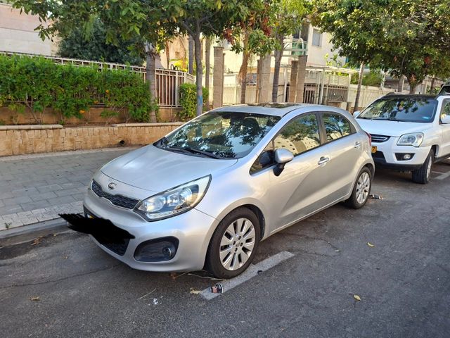 מודעת רכב קיה ריו