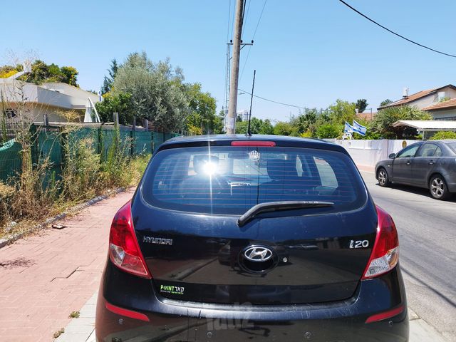 מודעת רכב יונדאי i20