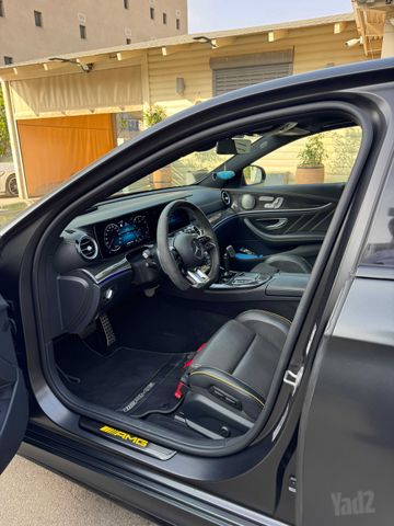 מרצדס-בנץ E-class