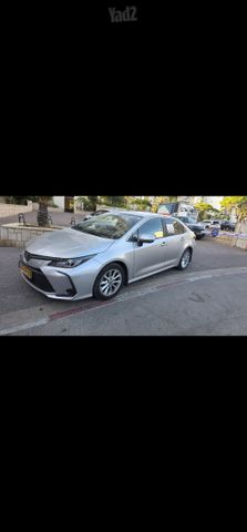 מודעת רכב טויוטה קורולה