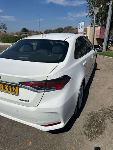 טויוטה קורולה