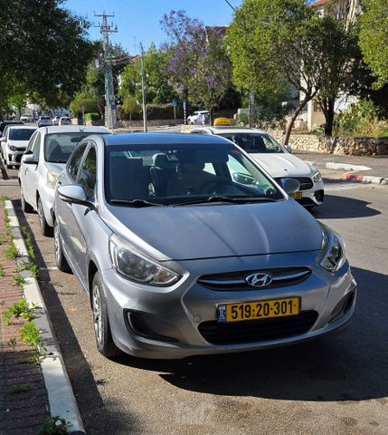 יונדאי אקסנט i25