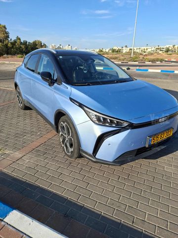 ג׳ילי Geometry C