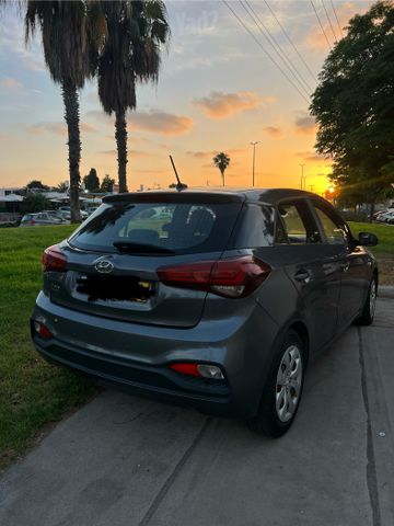 מודעת רכב יונדאי i20