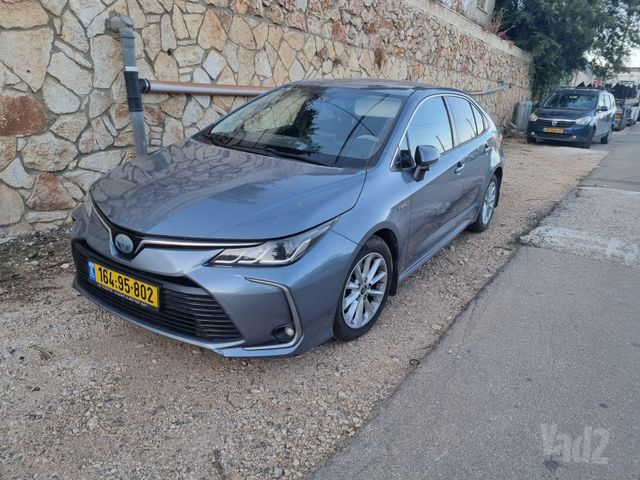 מודעת רכב טויוטה קורולה