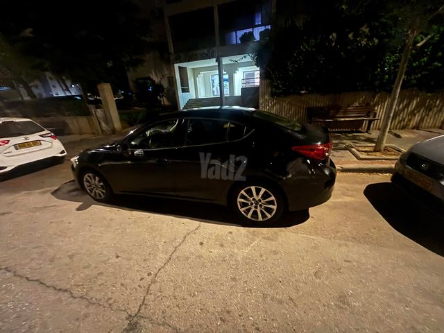 מאזדה 3