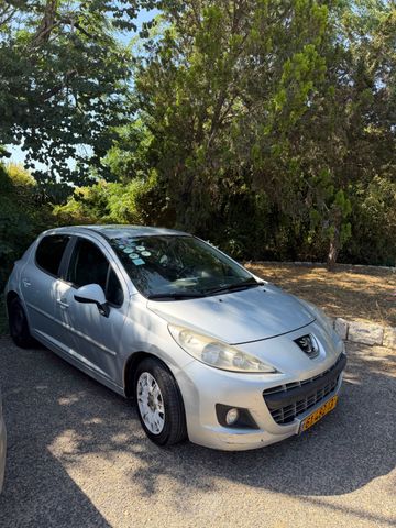 פיג'ו 207
