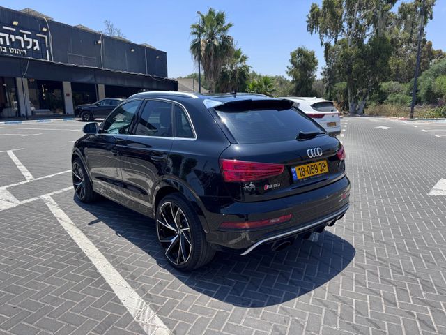 אאודי RS Q3