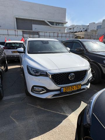 מודעת רכב אם ג'י EHS PHEV