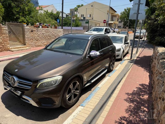מרצדס-בנץ GLC