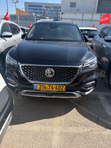 מודעת רכב אם ג'י EHS PHEV