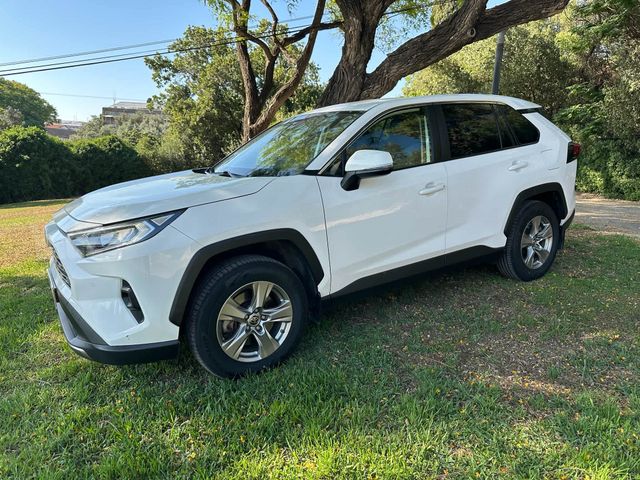 מודעת רכב טויוטה RAV4