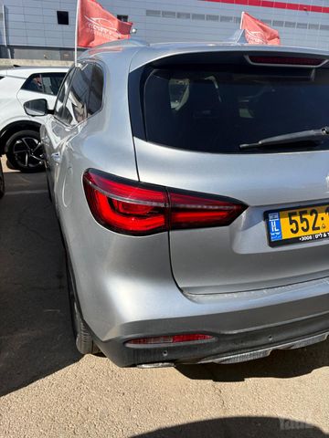 אם ג'י EHS PHEV