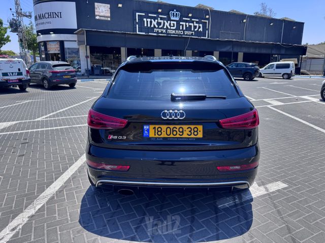 אאודי RS Q3
