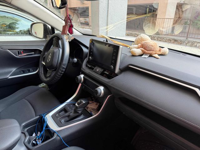 טויוטה RAV4