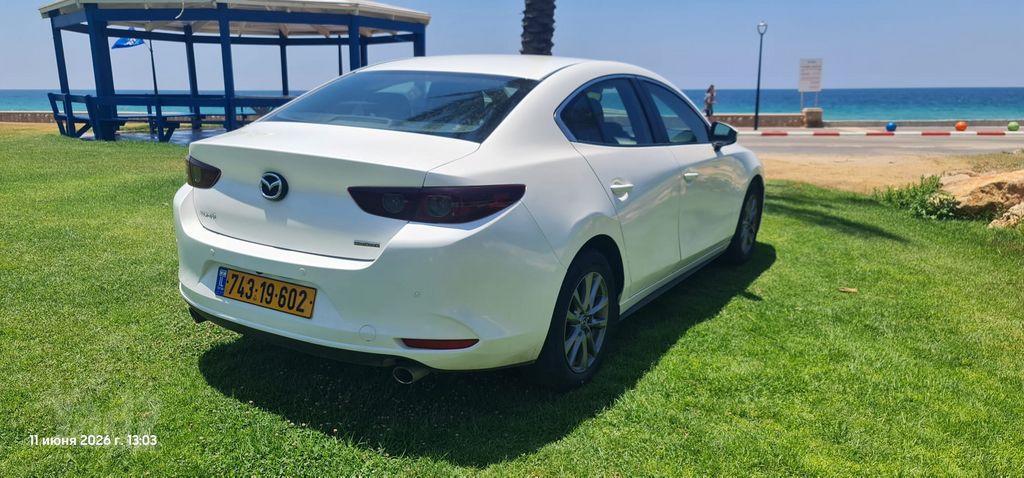 מאזדה 3