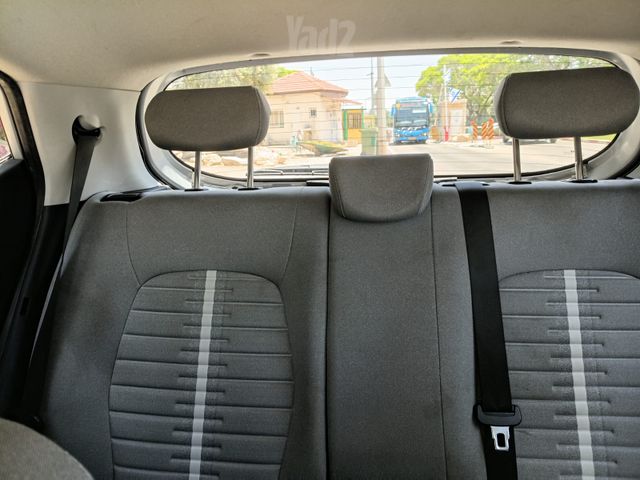 יונדאי i10