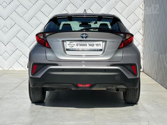 טויוטה C-HR