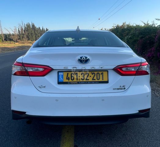 טויוטה קאמרי