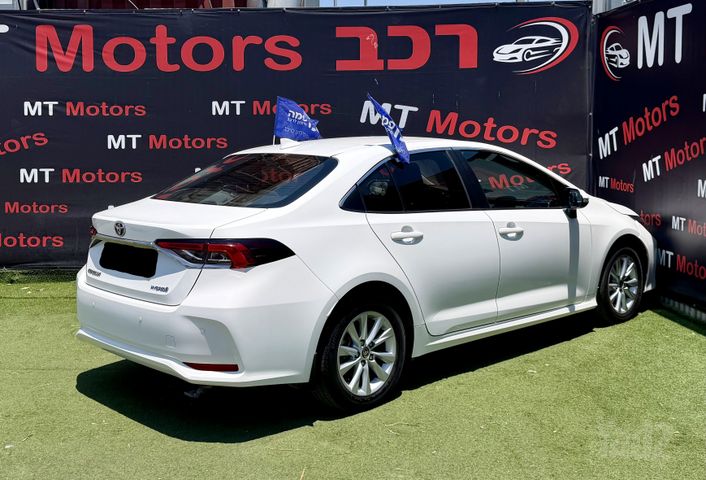 טויוטה קורולה
