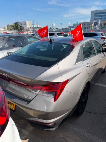 יונדאי אלנטרה