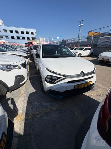 מודעת רכב סיטרואן e-C4 X
