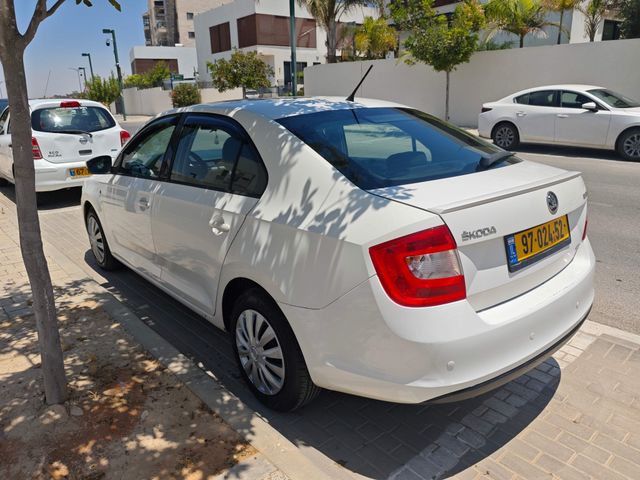 מודעת רכב סקודה ראפיד