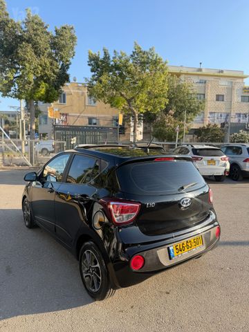 יונדאי i10