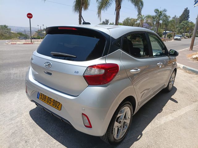יונדאי i10