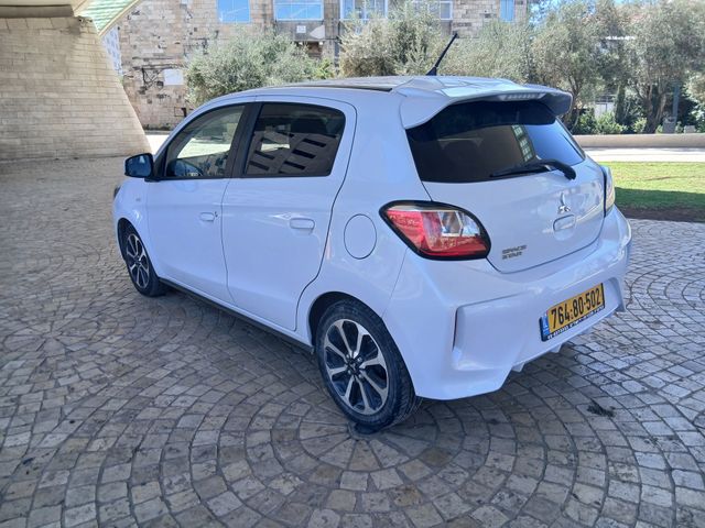 מיצובישי ספייס סטאר