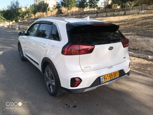 קיה נירו