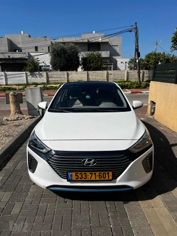 יונדאי איוניק