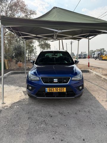 מודעת רכב סיאט ארונה