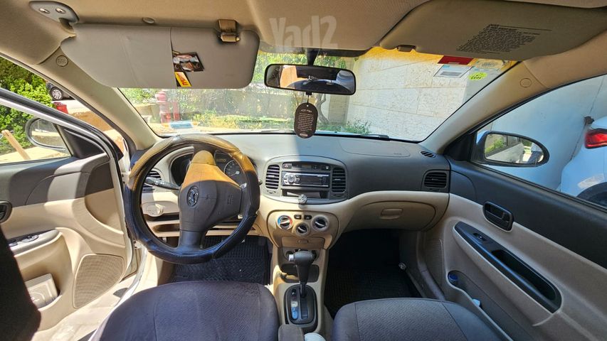 יונדאי אקסנט i25
