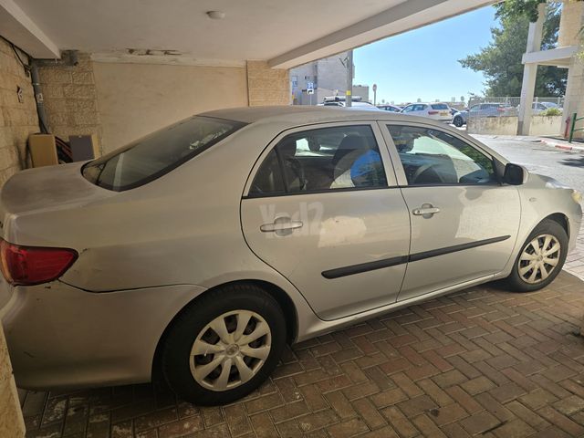 מודעת רכב טויוטה קורולה