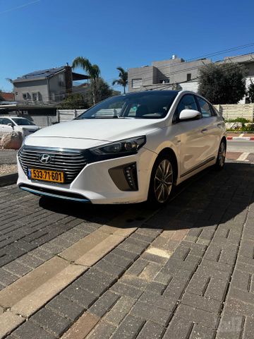 יונדאי איוניק