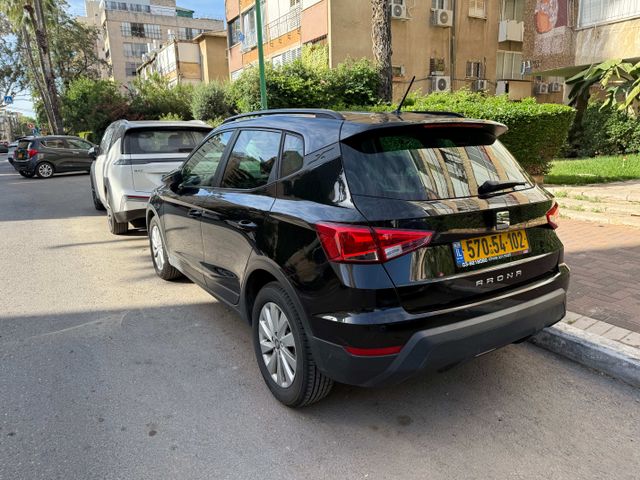 מודעת רכב סיאט ארונה