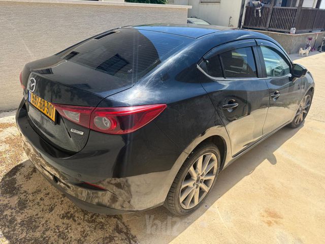 מאזדה 3