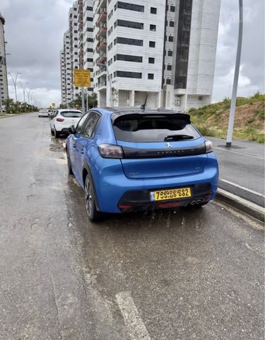 מודעת רכב פיג'ו 208