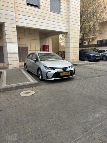מודעת רכב טויוטה קורולה