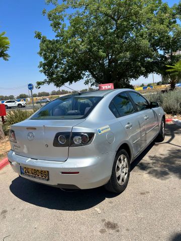 מאזדה 3