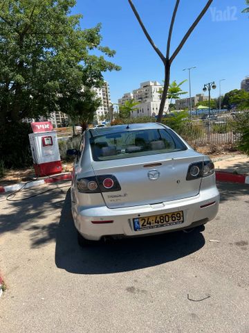 מאזדה 3